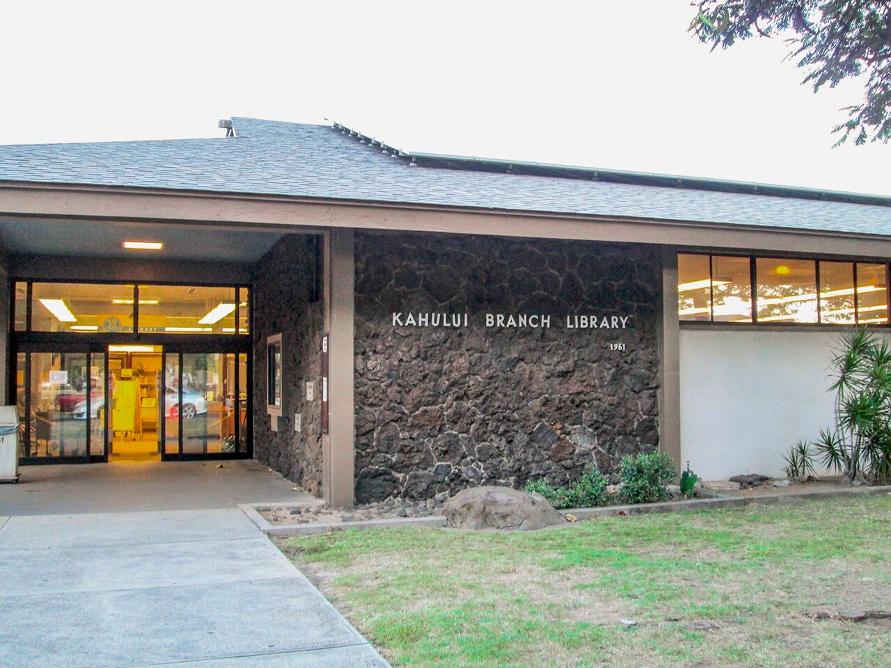 Photo of Kahului Public Library