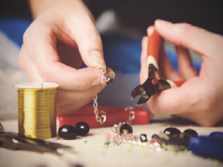 Teen Jewelry Making Class Oct. 17 6p.m.