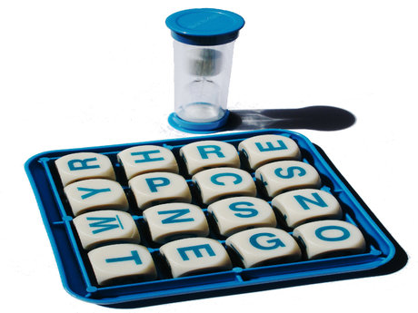 Boggle tray and timer.