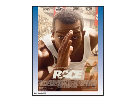 Movie poster with close-up of Stephan James as Jesse Owens at the start of a race, background of Olympic spectators