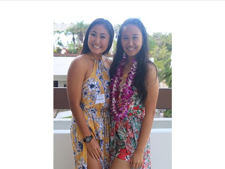 Two Hawaiian girls