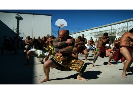 Hawaiian prisons cultural dance