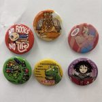 prize buttons