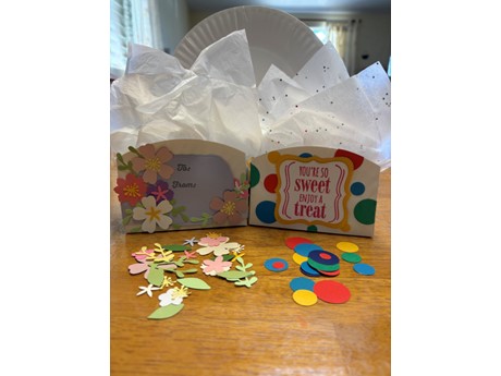 Paper plate baskets